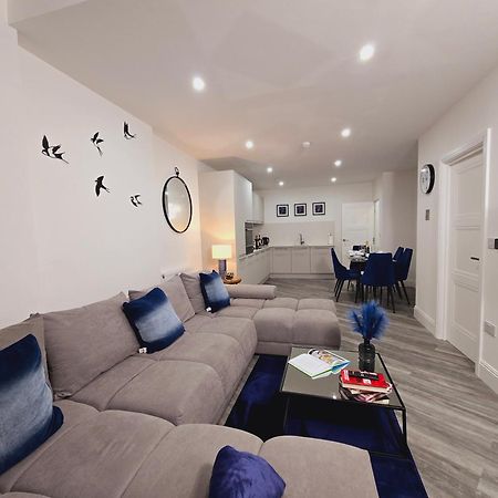 Appartamento Abbey Corner By Nivaas Reading Esterno foto