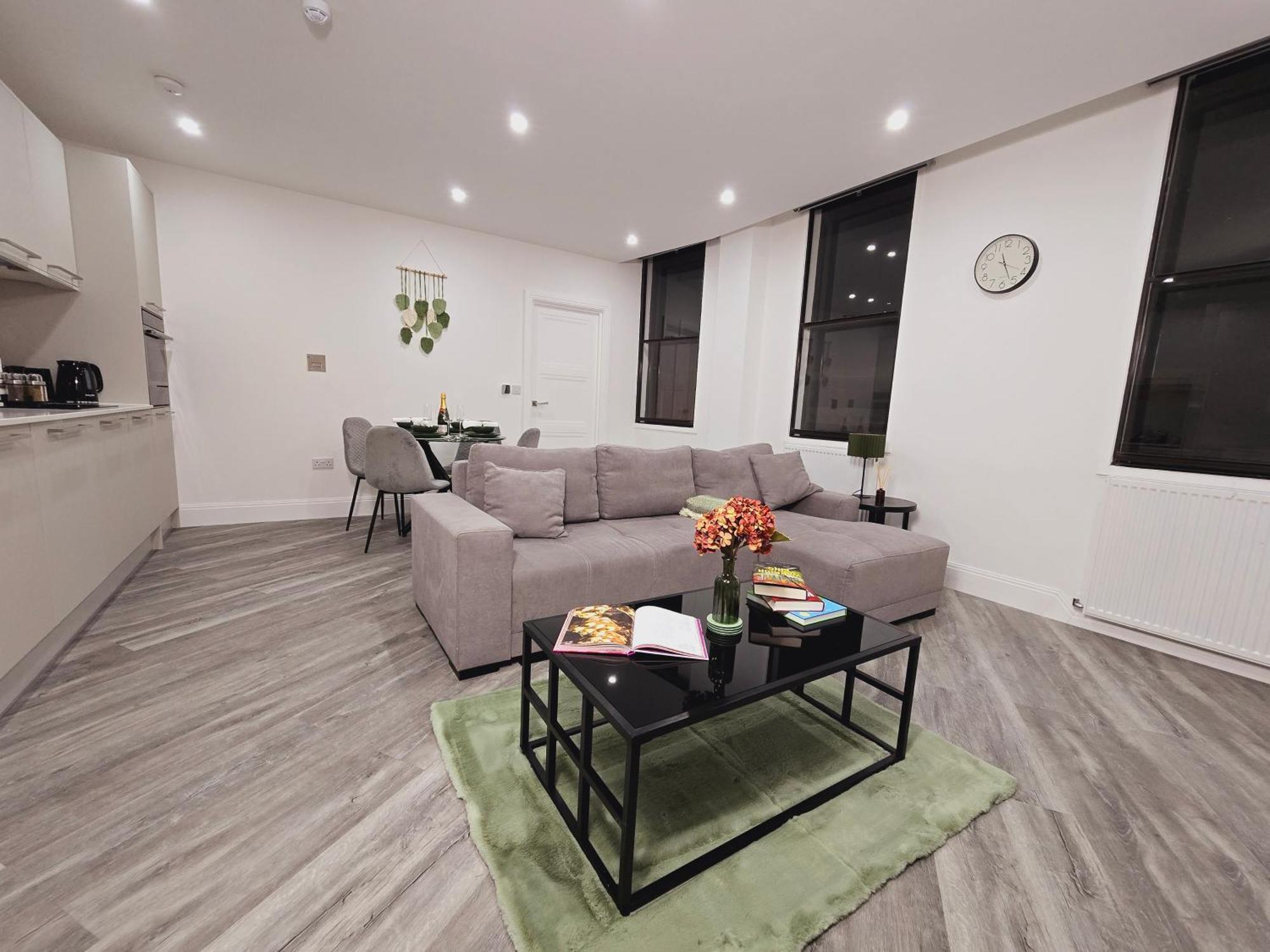 Appartamento Abbey Corner By Nivaas Reading Esterno foto