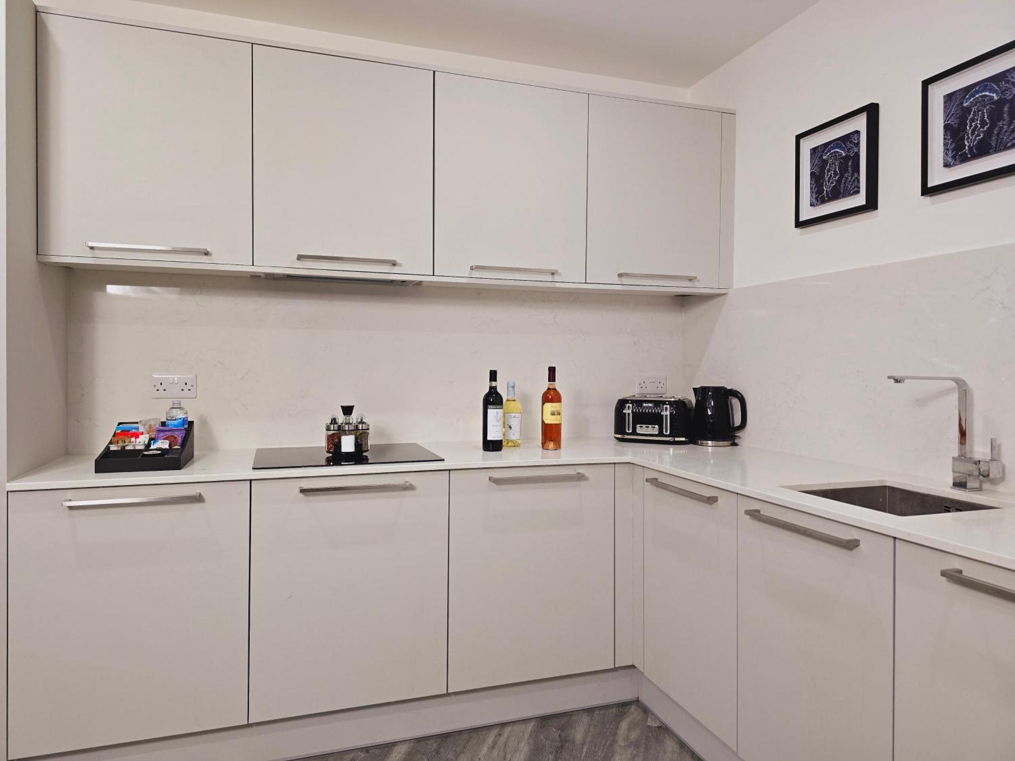 Appartamento Abbey Corner By Nivaas Reading Esterno foto