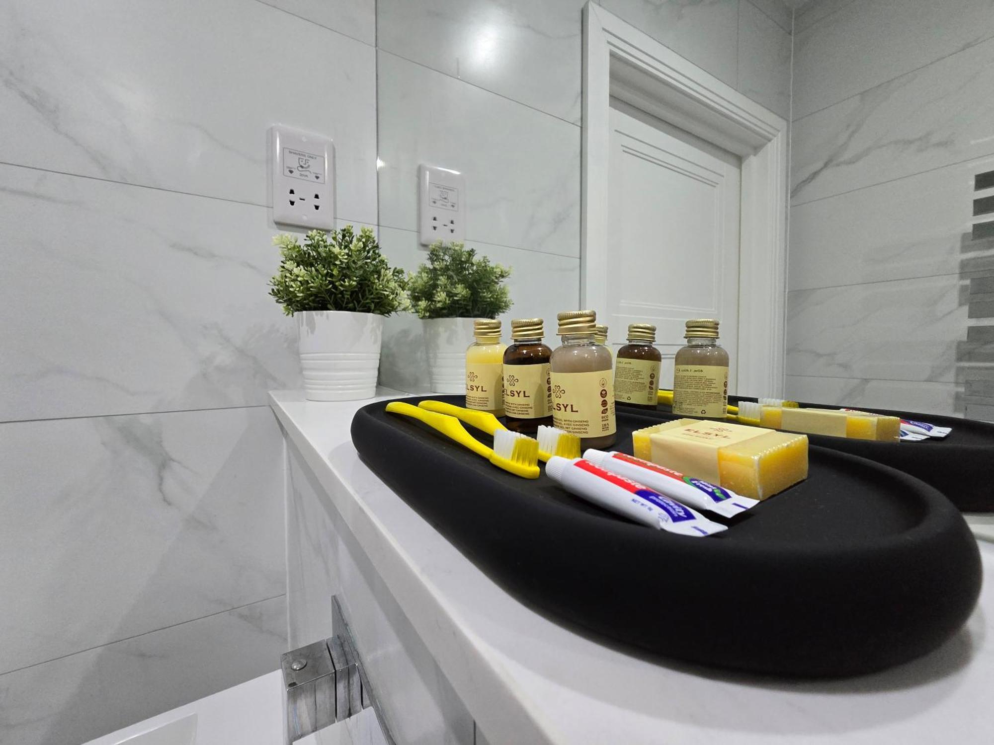 Appartamento Abbey Corner By Nivaas Reading Esterno foto